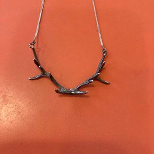 Delicate and beautiful sterling silver Mimi & Marge antler necklace